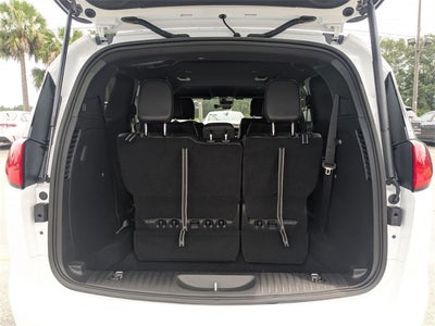 2026 Chrysler Voyager VOYAGER LX