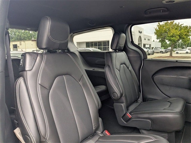 2026 Chrysler Voyager VOYAGER LX