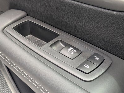 2026 Chrysler Voyager VOYAGER LX