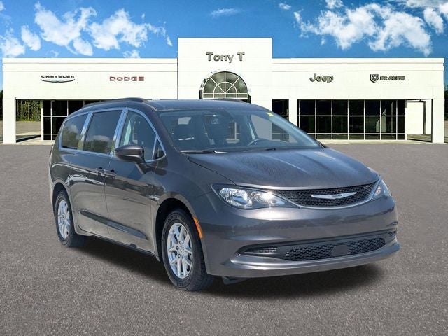 2021 Chrysler Voyager LXI