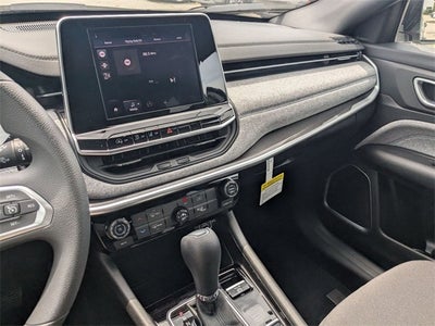 2025 Jeep Compass COMPASS SPORT 4X4