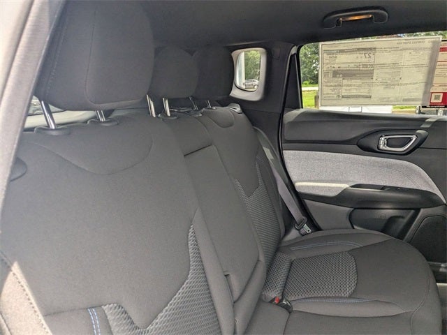 2025 Jeep Compass COMPASS SPORT 4X4