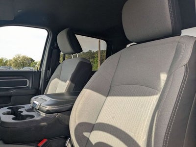 2024 RAM 3500 Big Horn Crew Cab 4x4 8' Box