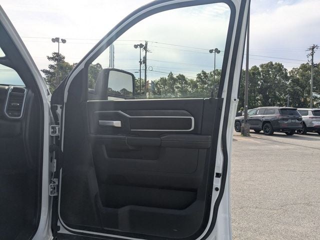 2024 RAM 3500 Big Horn Crew Cab 4x4 8' Box