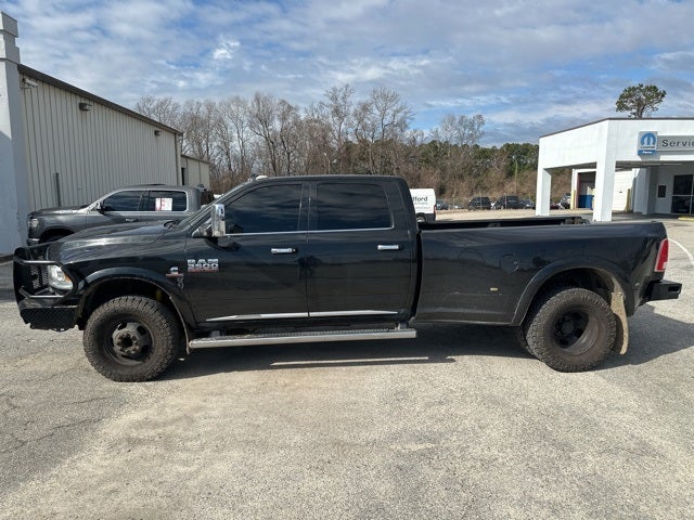 2017 RAM 3500 Limited Crew Cab 4x4 8' Box