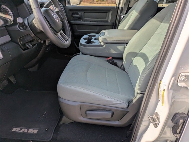 2018 RAM 2500 Tradesman Crew Cab 4x2 6'4' Box