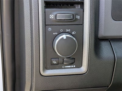 2018 RAM 2500 Tradesman Crew Cab 4x2 6'4' Box