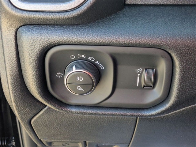 2026 RAM 2500 RAM 2500 WARLOCK CREW CAB 4X4 6'4' BOX