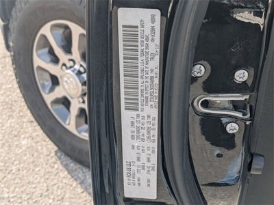 2019 RAM 2500 Longhorn Crew Cab 4x4 6'4' Box