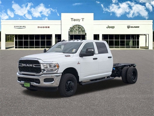 2024 RAM Ram 3500 Chassis Cab Tradesman