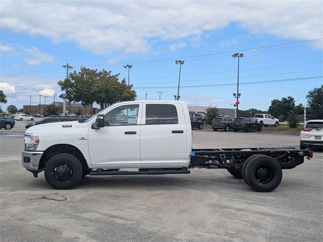 2024 RAM Ram 3500 Chassis Cab Tradesman