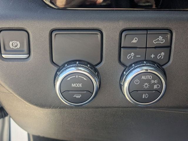 2025 GMC Sierra 1500 2WD Crew Cab Short Box SLT