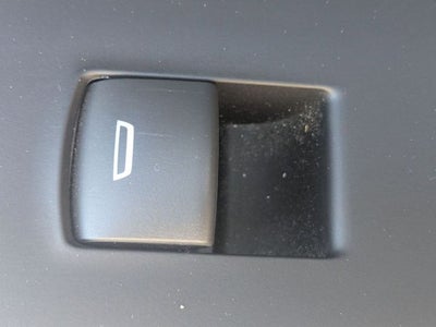 2025 GMC Sierra 1500 2WD Crew Cab Short Box SLT