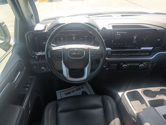 2025 GMC Sierra 1500 2WD Crew Cab Short Box SLT