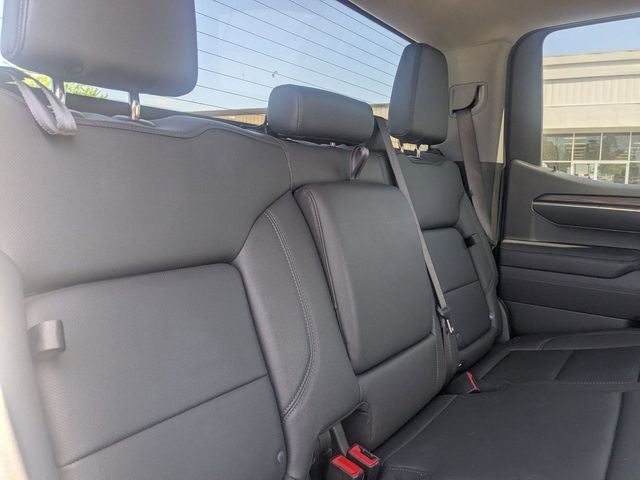 2025 GMC Sierra 1500 2WD Crew Cab Short Box SLT