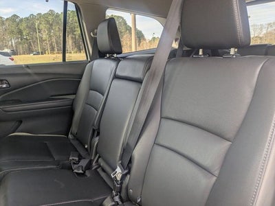 2021 Honda Pilot AWD Touring 8 Passenger