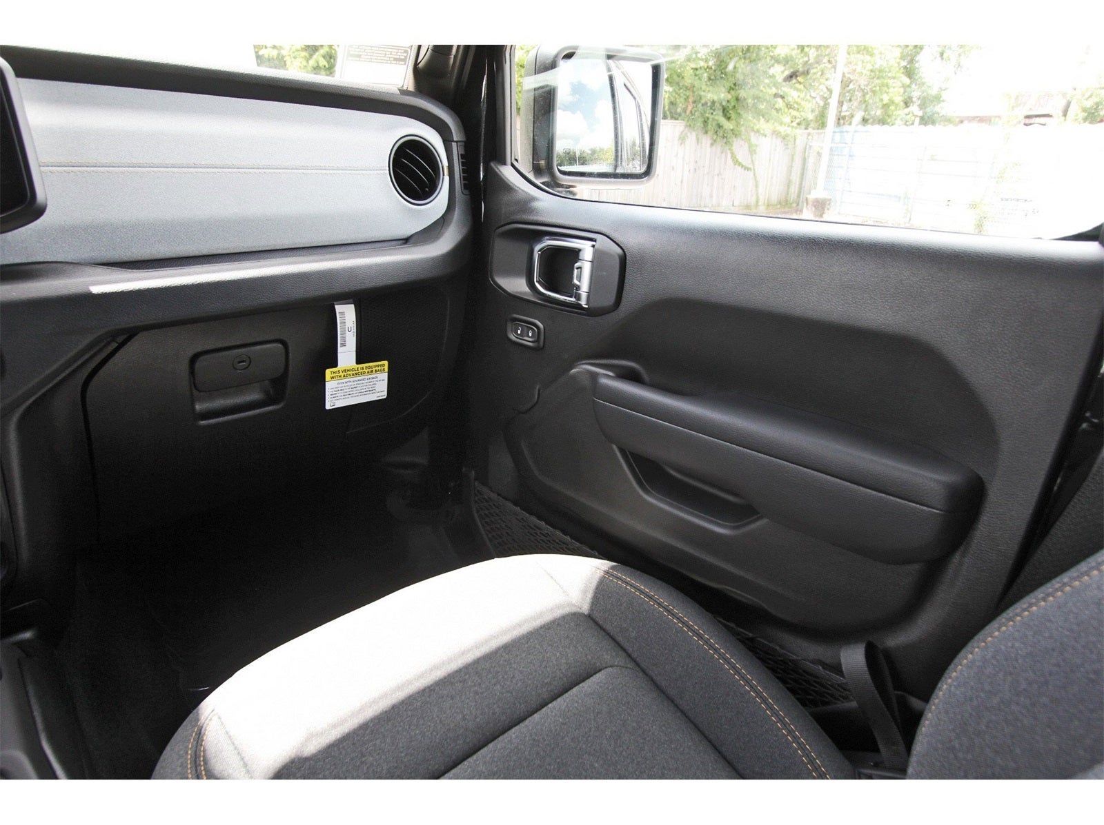 2025 Jeep Wrangler Willys 4 Door 4x4