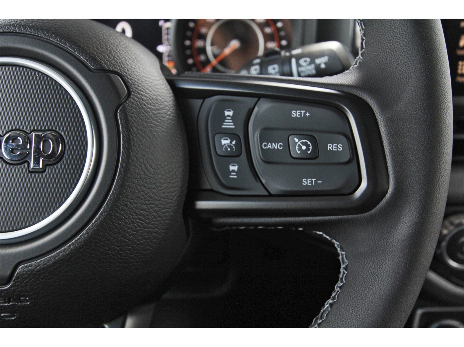 2025 Jeep Wrangler Willys 4 Door 4x4