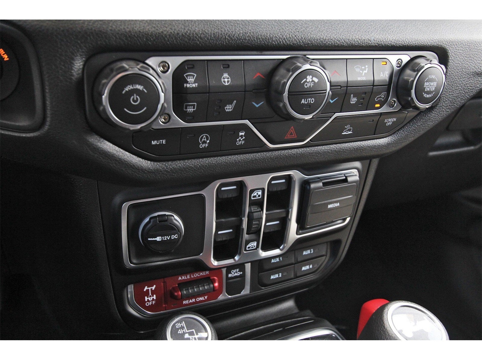 2025 Jeep Wrangler Willys 4 Door 4x4