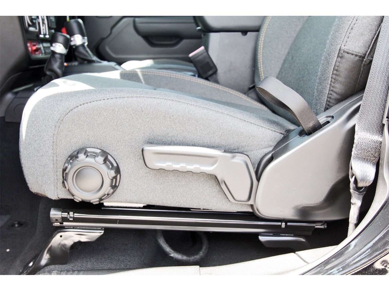 2025 Jeep Wrangler Willys 4 Door 4x4