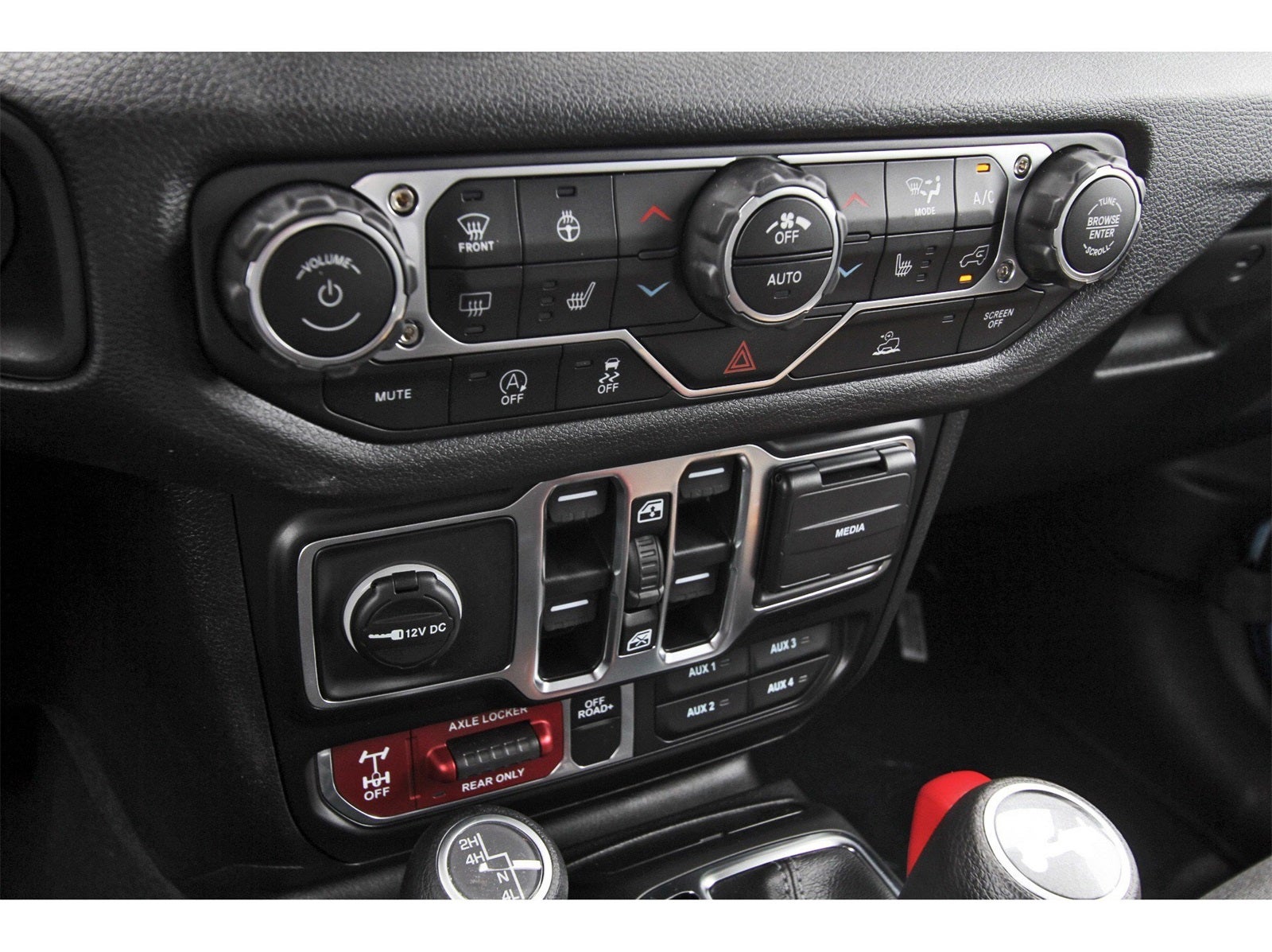 2025 Jeep Wrangler Willys 4 Door 4x4