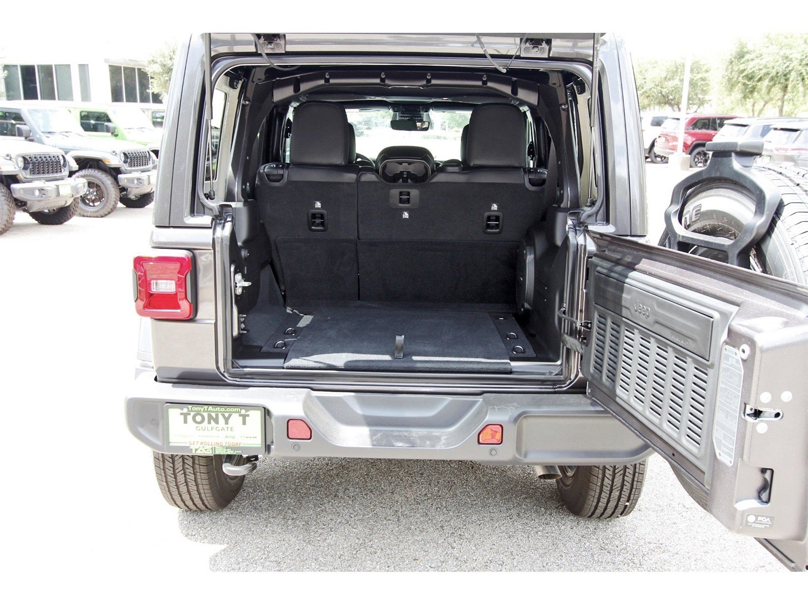 2025 Jeep Wrangler Sahara 4 Door 4x4