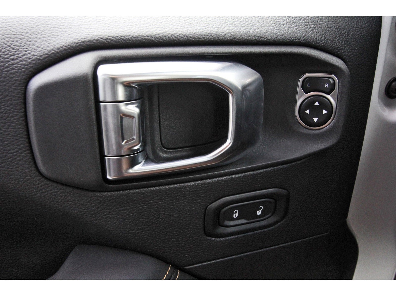 2025 Jeep Wrangler Sahara 4 Door 4x4