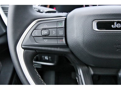 2025 Jeep Grand Cherokee Laredo X 4x2