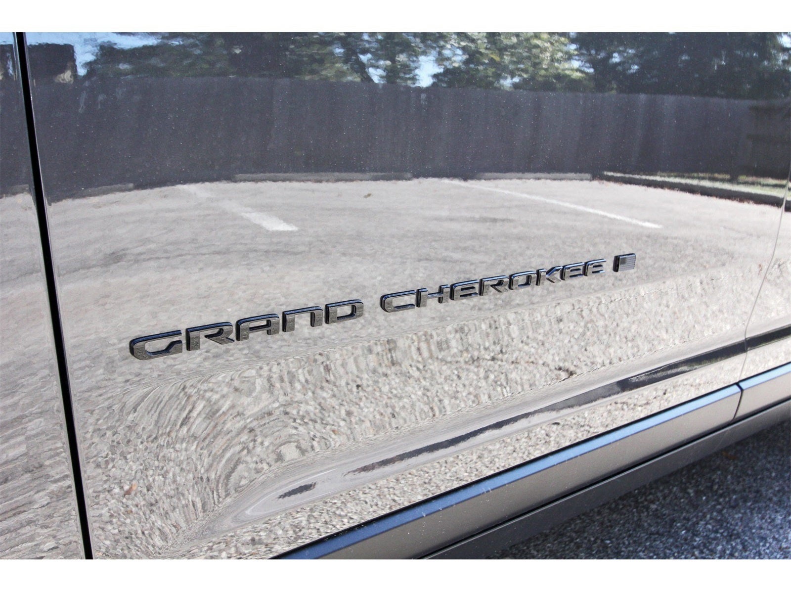 2025 Jeep Grand Cherokee Altitude X 4x2