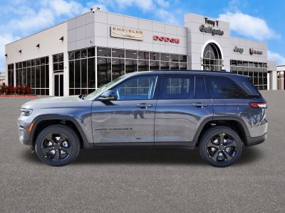 2025 Jeep Grand Cherokee Altitude X 4x2