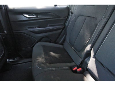 2026 Jeep Grand Cherokee Laredo X 4x2