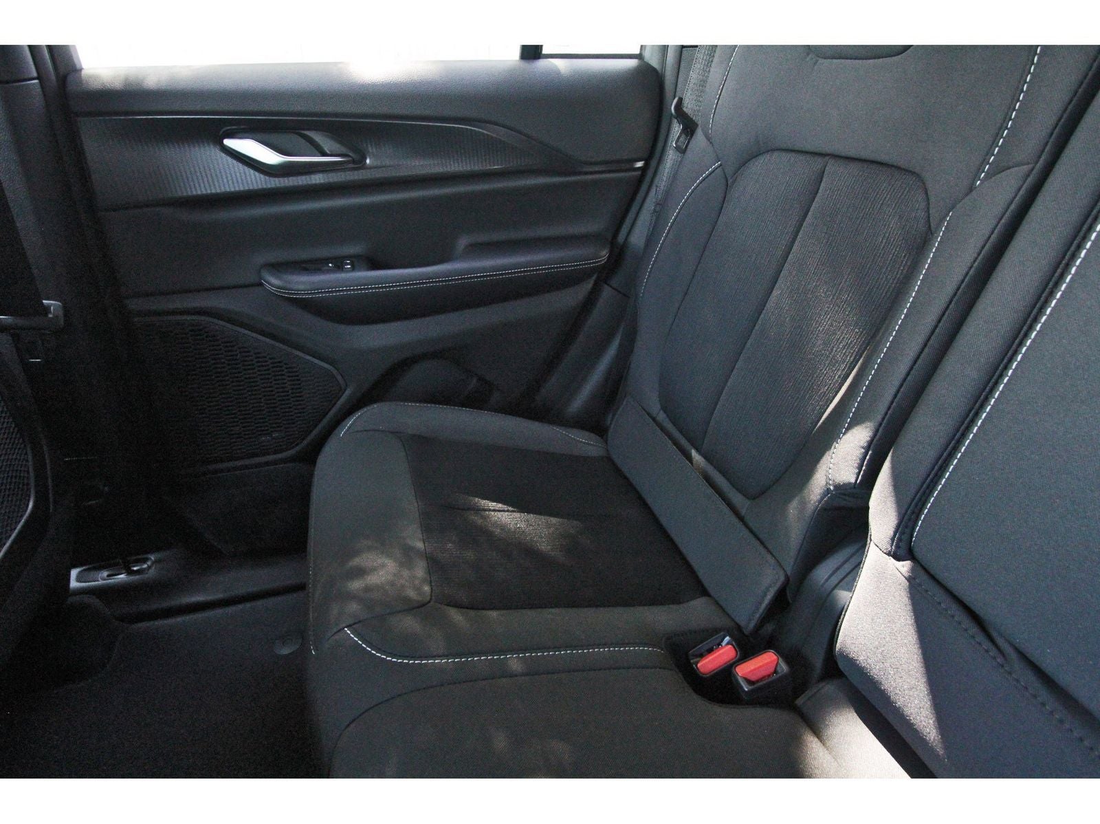 2026 Jeep Grand Cherokee Laredo X 4x2