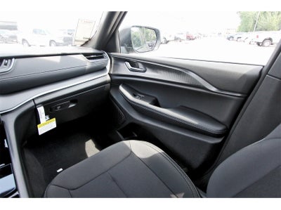 2025 Jeep Grand Cherokee Laredo X 4x2