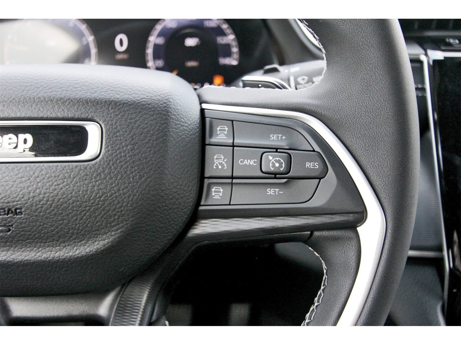 2025 Jeep Grand Cherokee Laredo X 4x2