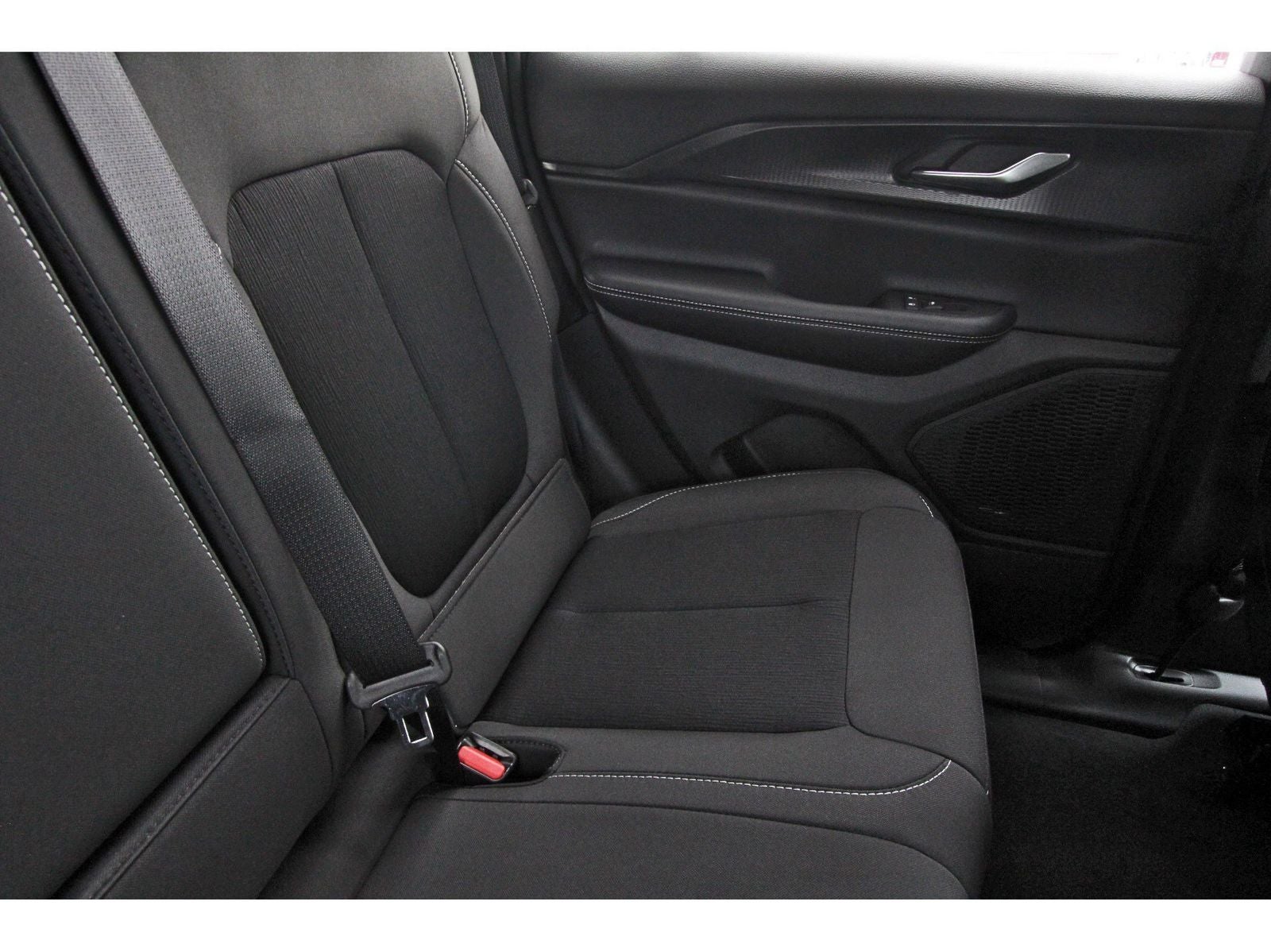 2026 Jeep Grand Cherokee Laredo X 4x2