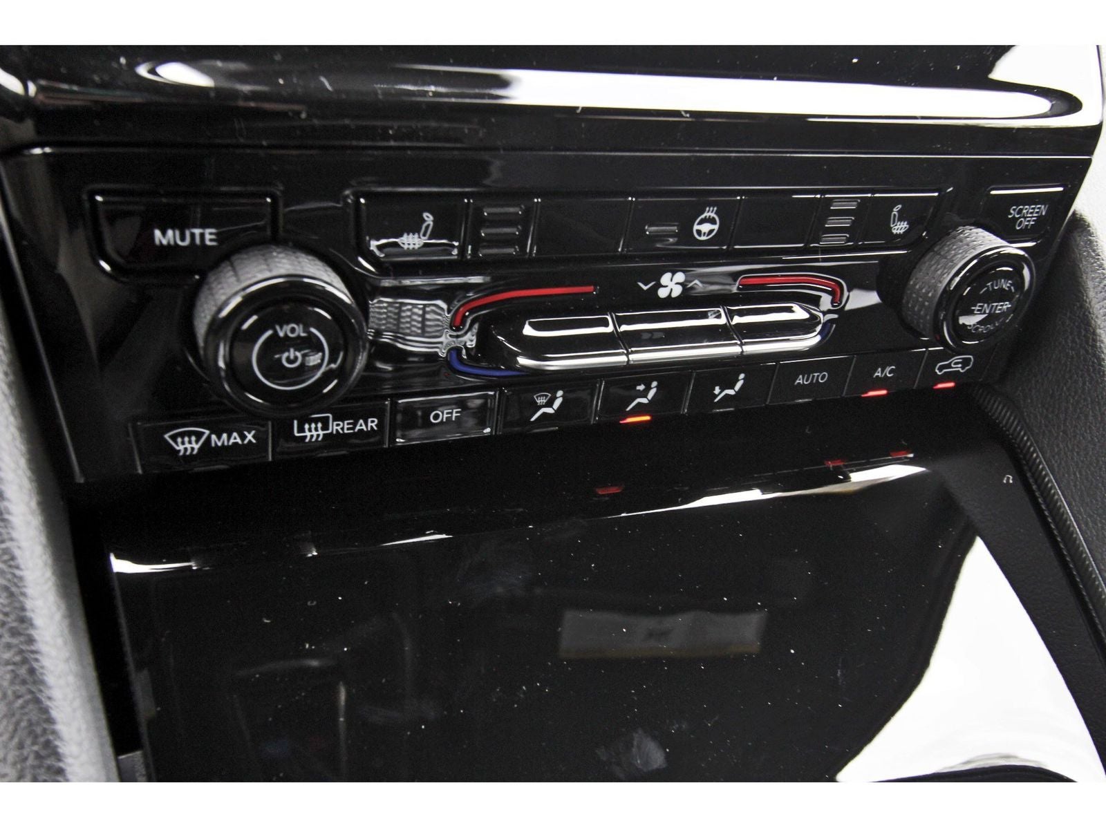 2026 Jeep Grand Cherokee Laredo X 4x2