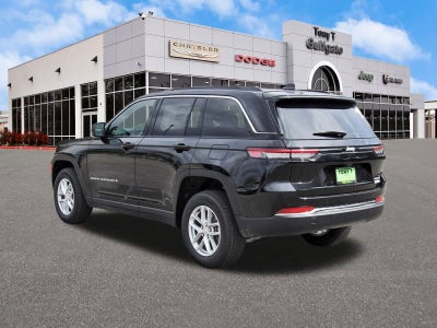 2026 Jeep Grand Cherokee Laredo X 4x2