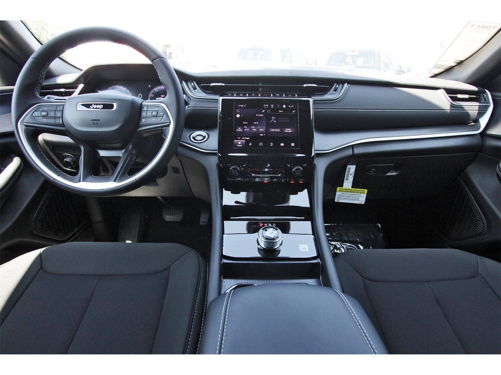 2025 Jeep Grand Cherokee Laredo X 4x2