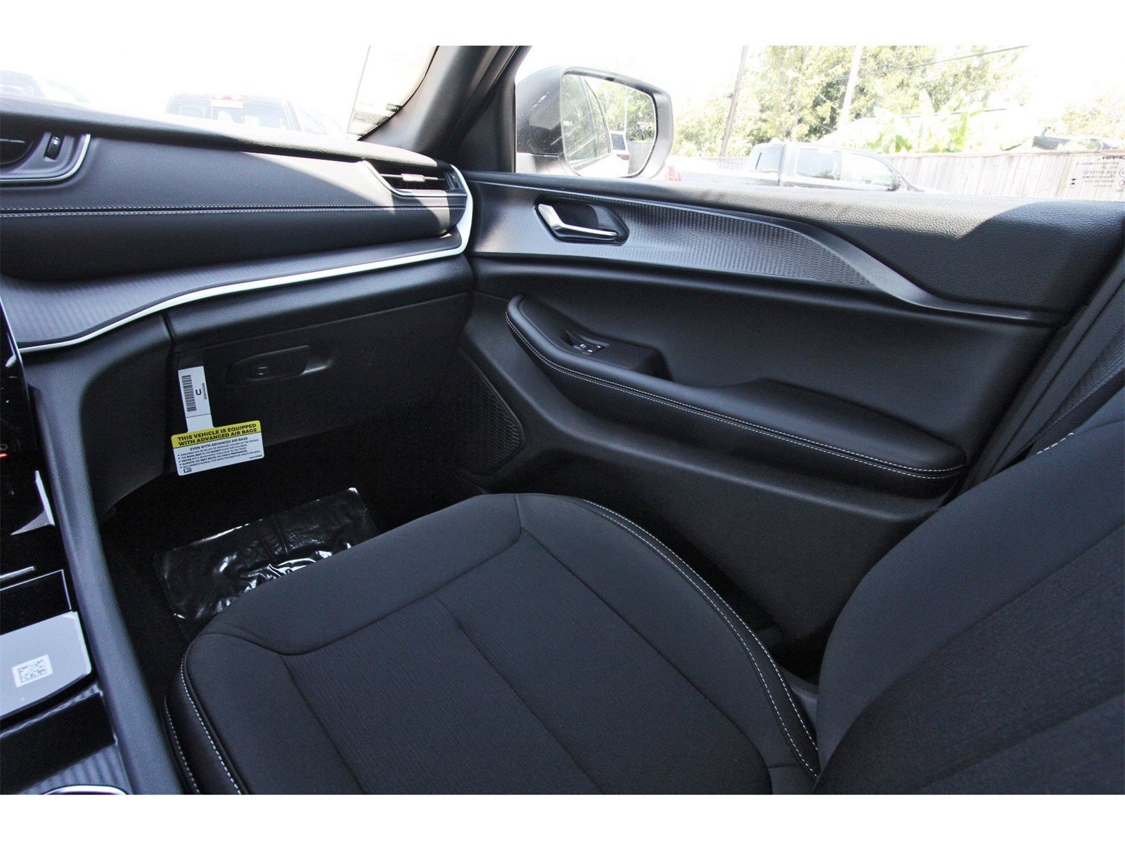 2025 Jeep Grand Cherokee Laredo X 4x2