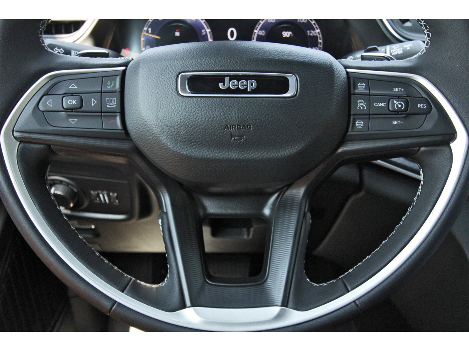 2025 Jeep Grand Cherokee Laredo X 4x2