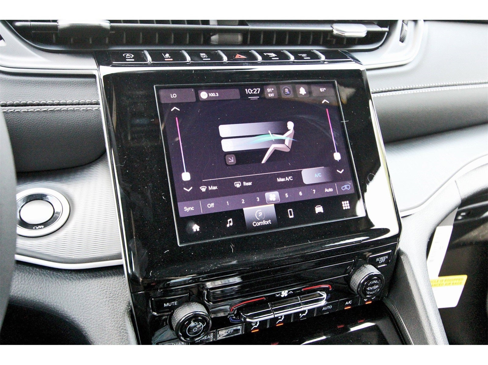 2025 Jeep Grand Cherokee Laredo X 4x2