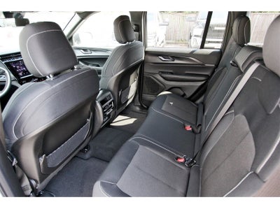 2025 Jeep Grand Cherokee Laredo X 4x2