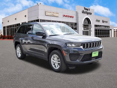 2026 Jeep Grand Cherokee Laredo 4x2