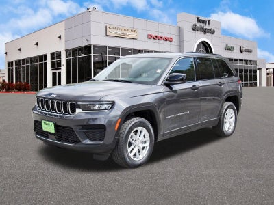 2026 Jeep Grand Cherokee Laredo 4x2