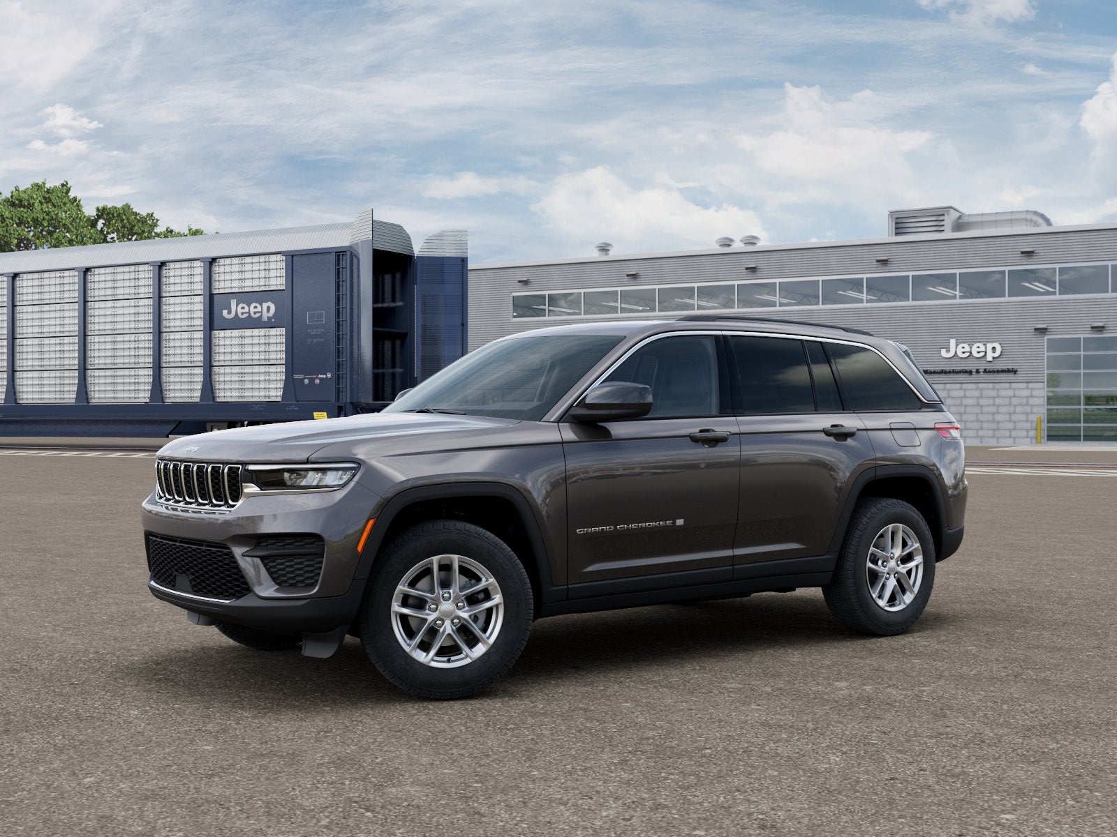2026 Jeep Grand Cherokee Laredo 4x2