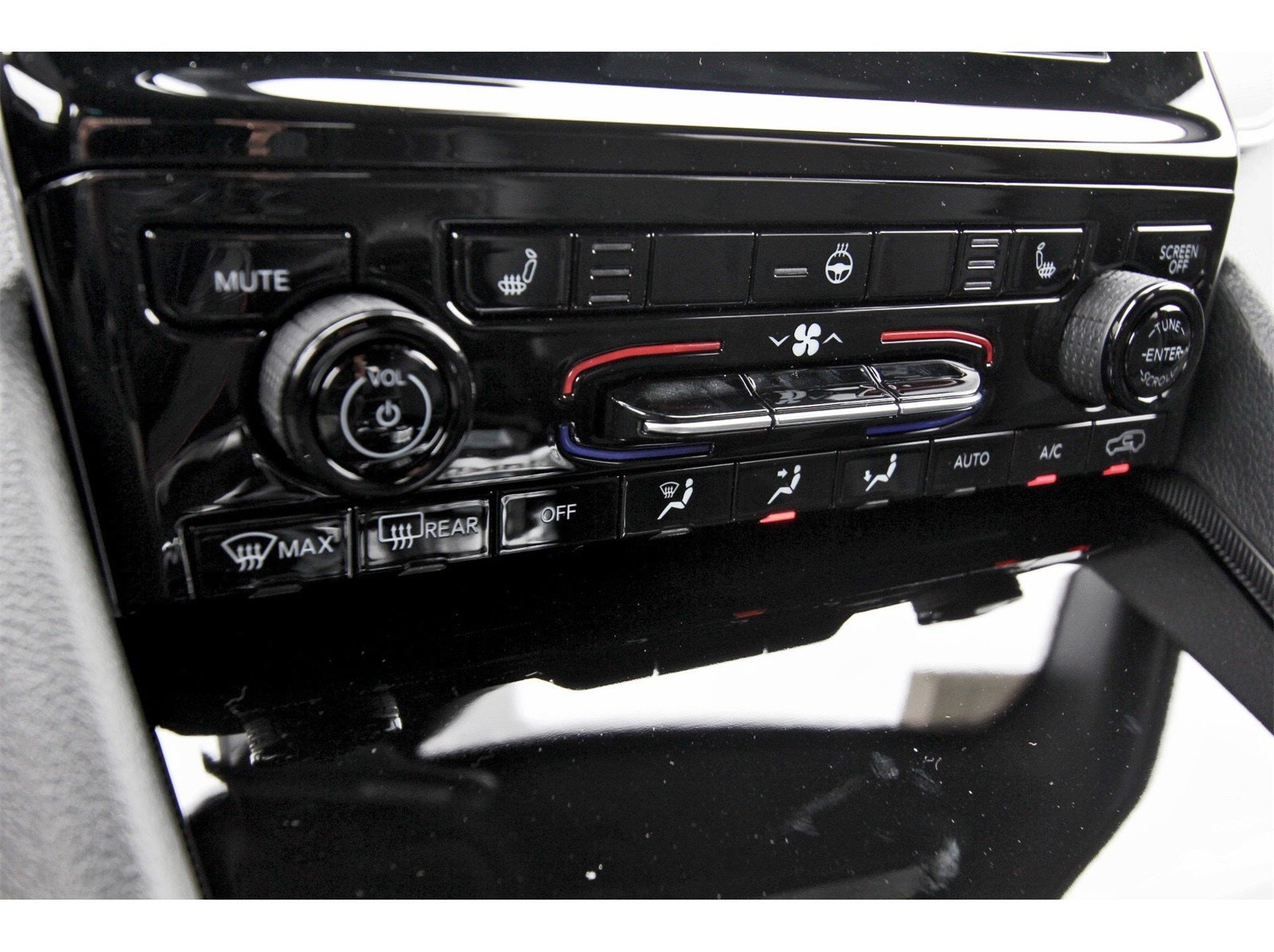 2025 Jeep Grand Cherokee Altitude X 4x2