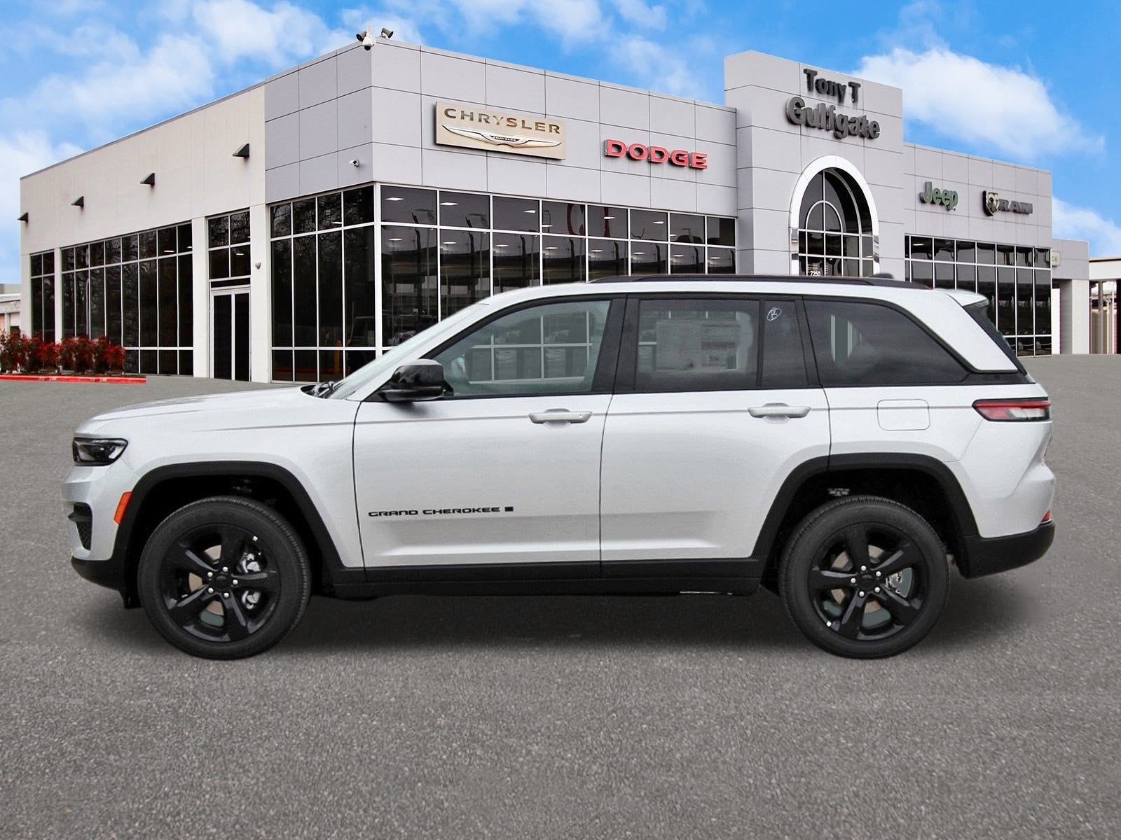 2025 Jeep Grand Cherokee Altitude X 4x2