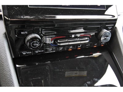 2026 Jeep Grand Cherokee Laredo 4x2