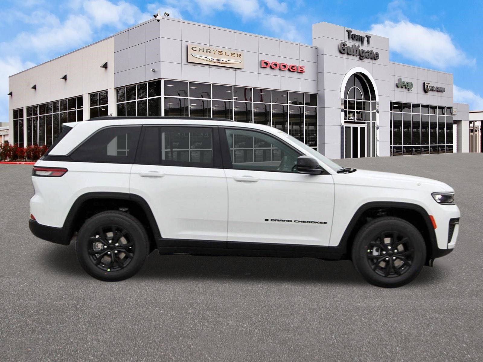 2026 Jeep Grand Cherokee Laredo Altitude 4x2