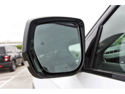 2026 Jeep Grand Cherokee Laredo Altitude 4x2